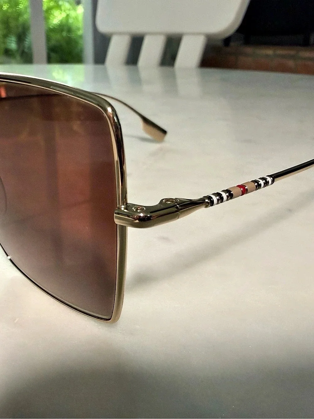 Burberry Daphne Gold Brown Gradient Oversized Sunglasses + Case B3133